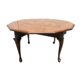 Octagonal table