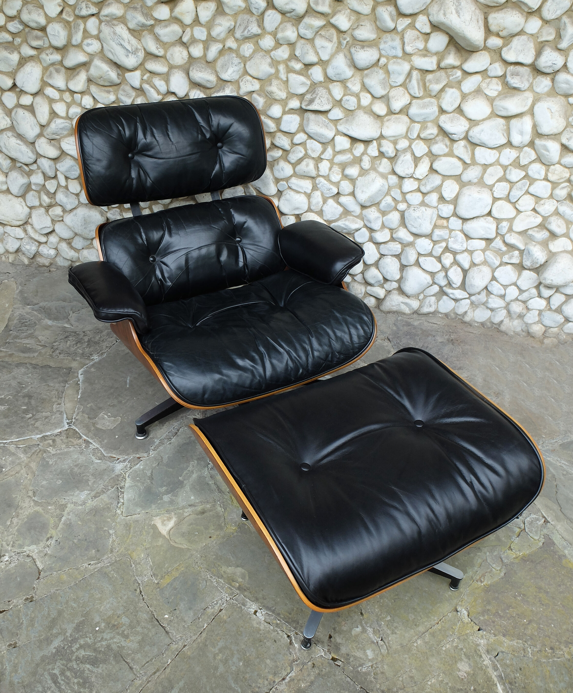 Armchair 670 & ottoman 671 by Charles & Ray Eames for Herman Miller, 1960s