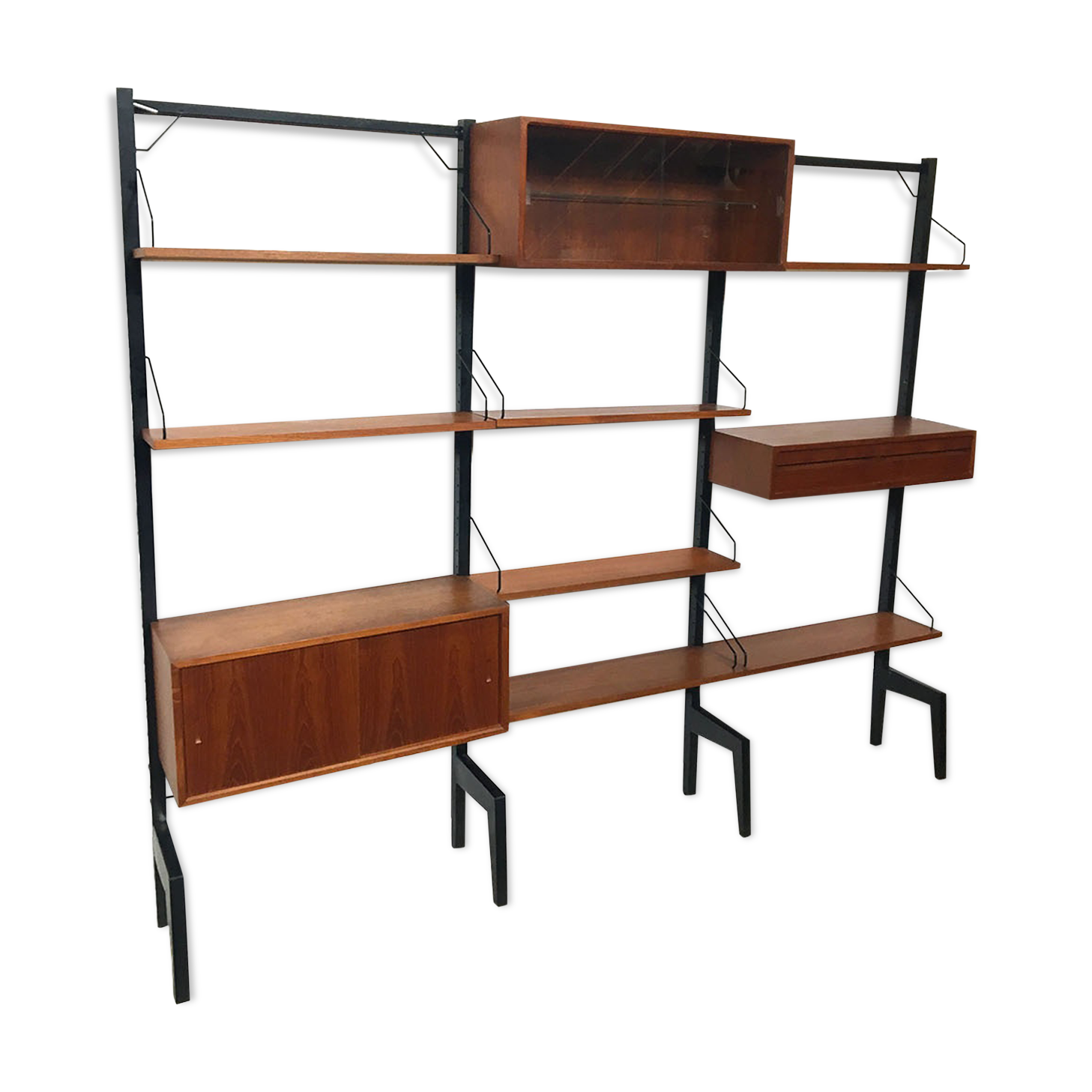 Wall system by Poul Cadovius 60