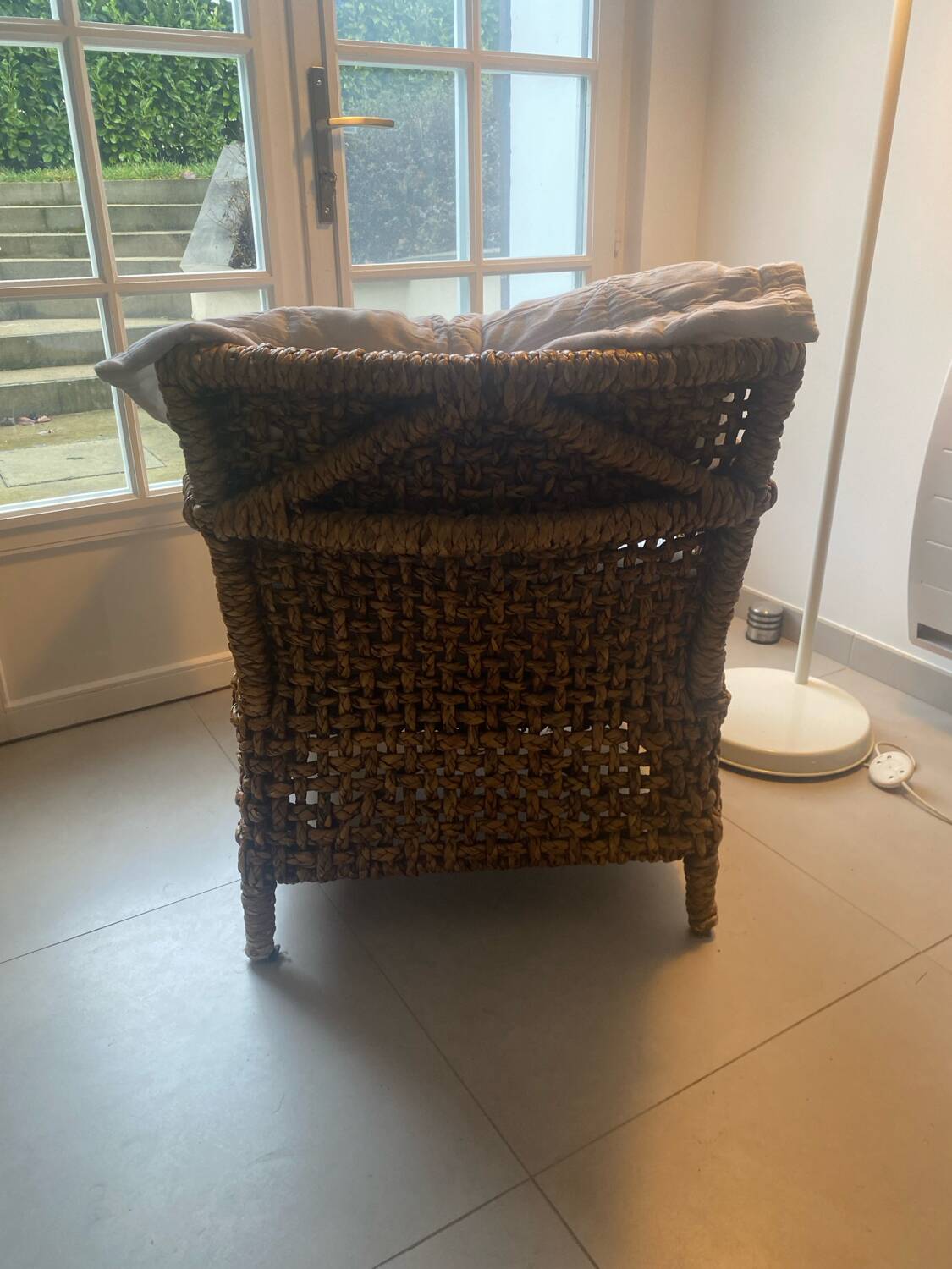 Rattan armchair + 2 cushions