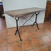 Old oak bistro table, 125cm long.