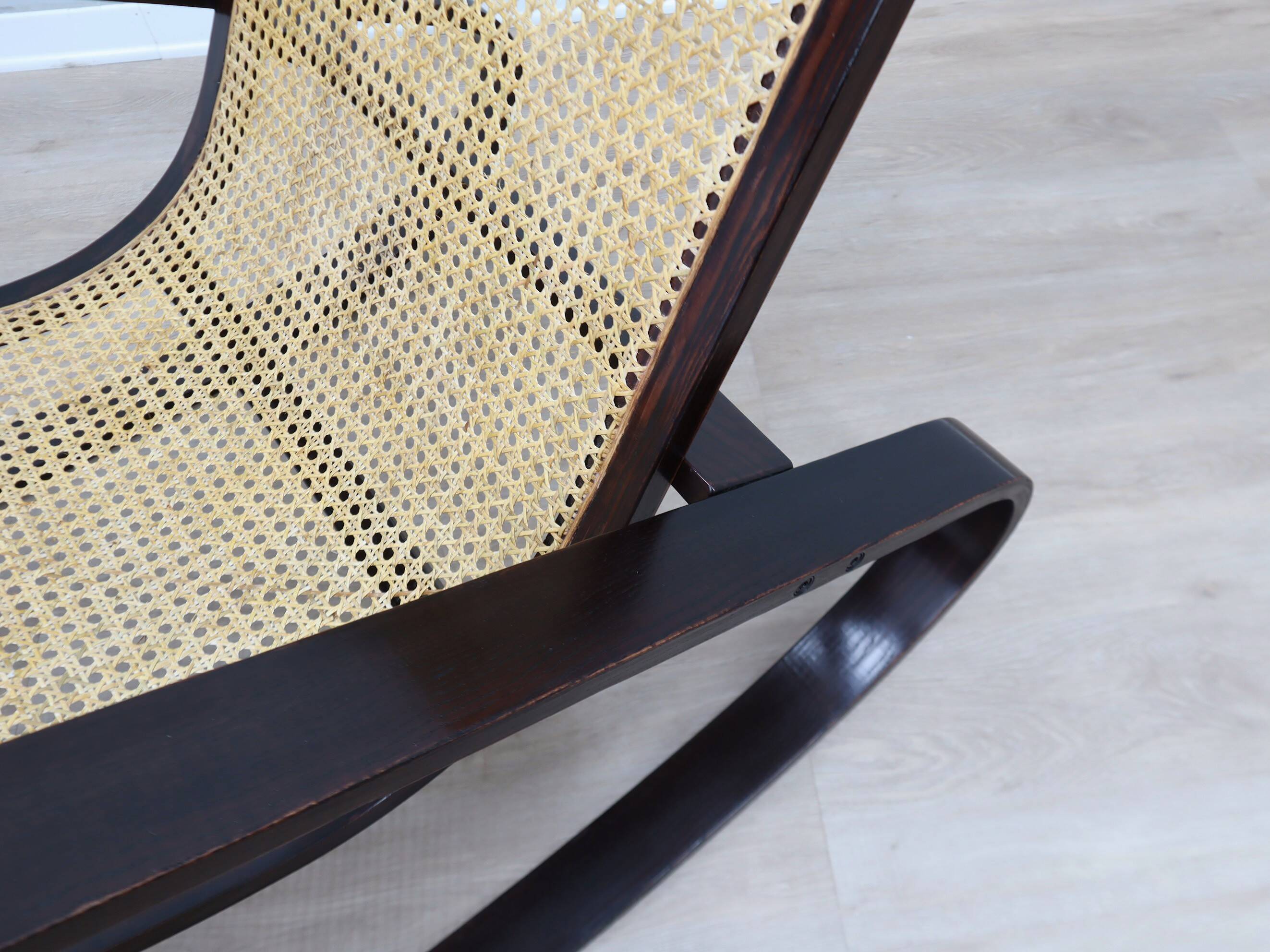 Vintage "DONDOLO" rocking chair Luigi Crassevig 1970s