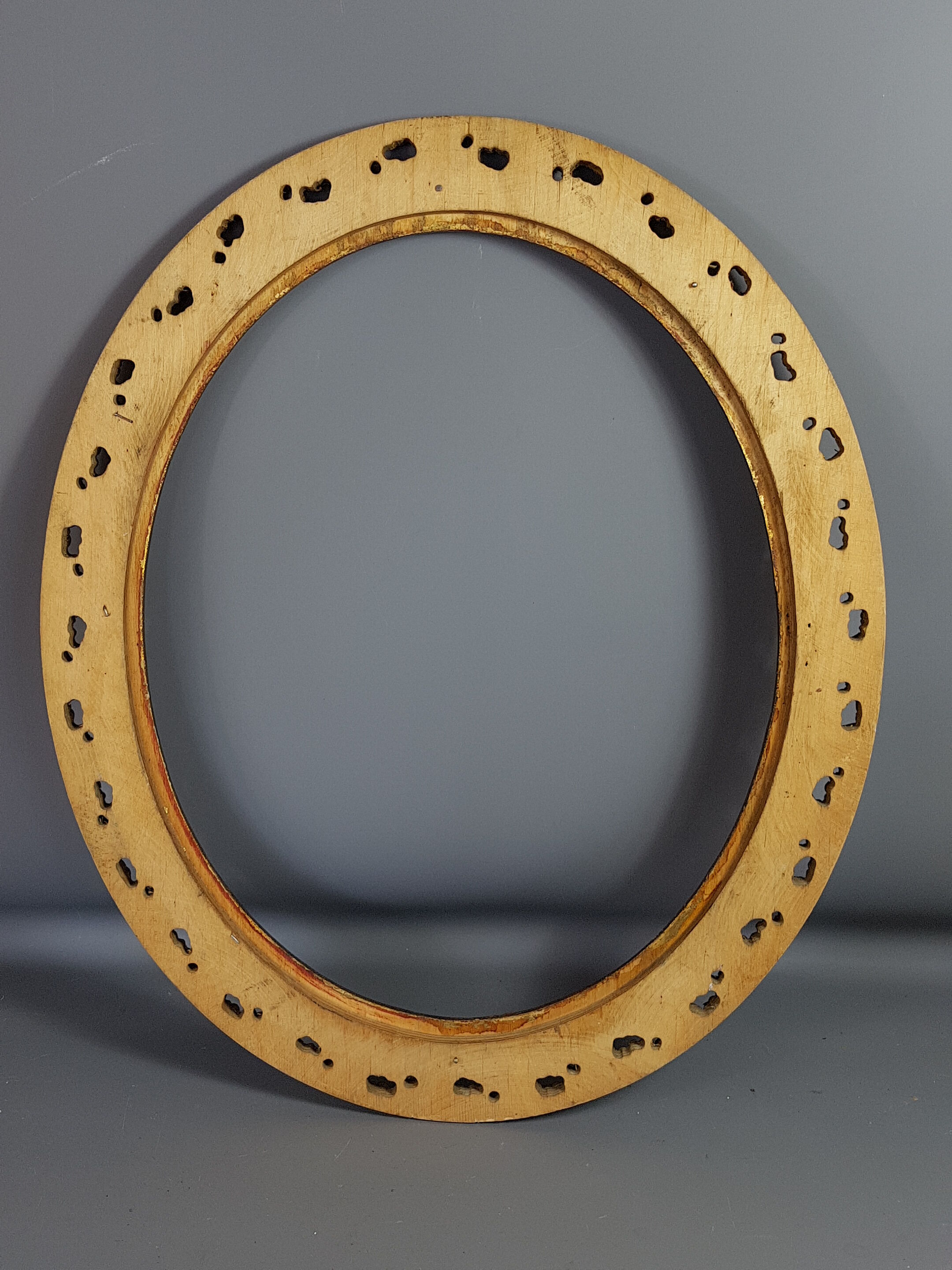 Old oval frame open wood