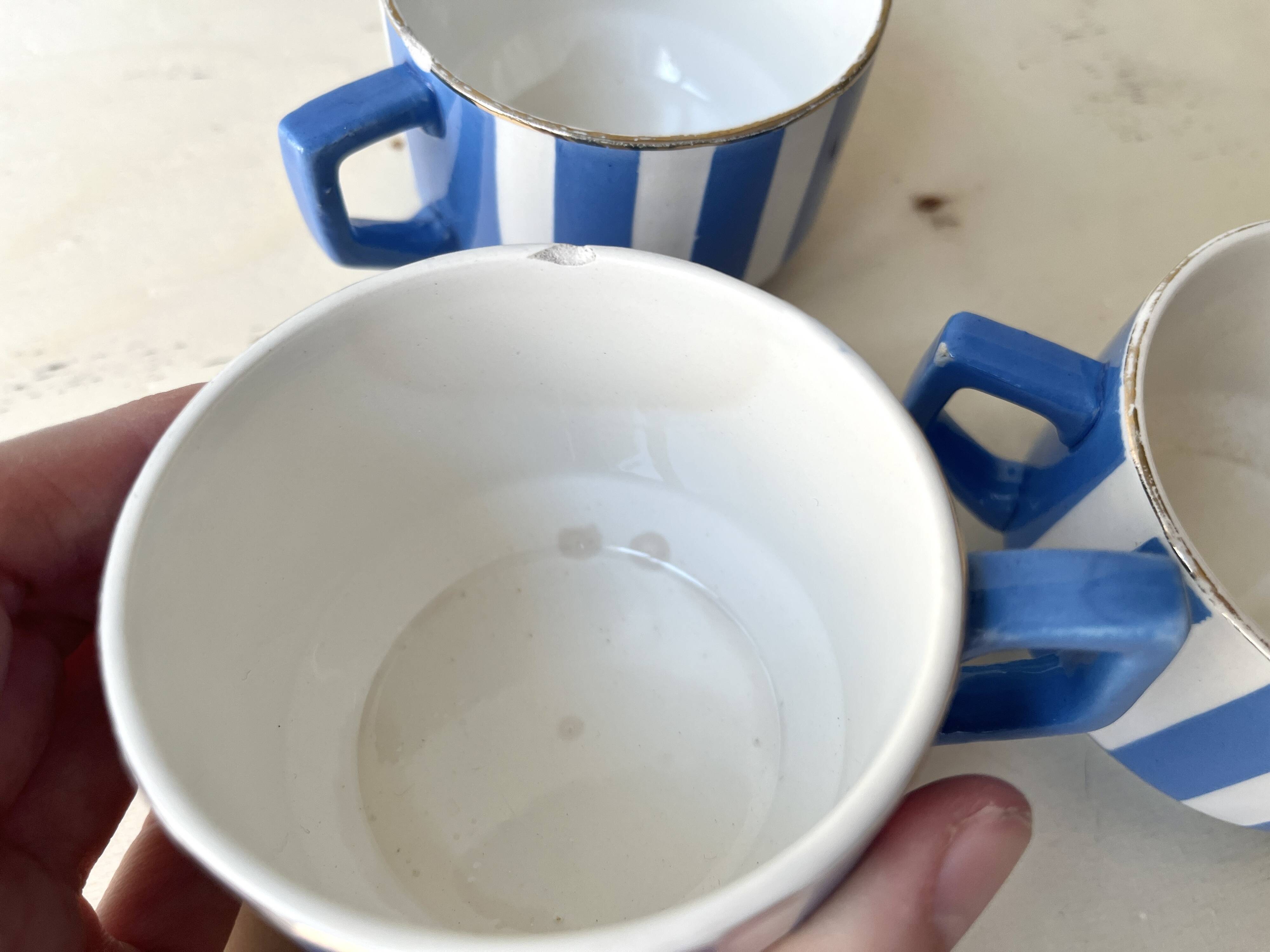 Set of 3 FOX TROTT coffee cups from Sarreguemines, 1930s, Art Deco service.