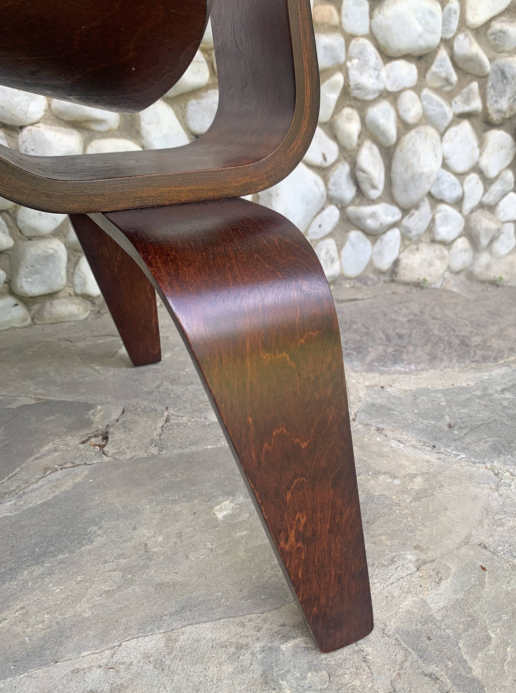 Fauteuil LCW Lounge Eames par Evans / Herman Miller 1950s