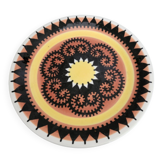 Plate C. Bernard: Quimper