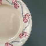 Series of 8 dessert plates 1900 in Longwy earthenware