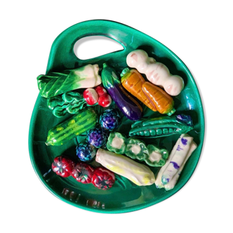 Vegetable knife holder service