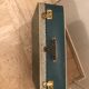 Valise vintage bleue