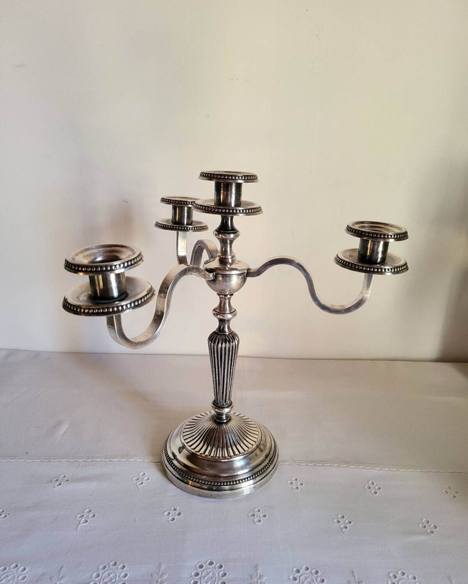 Silver-plated metal candelabrum chandelier SNPA with 4 lights
