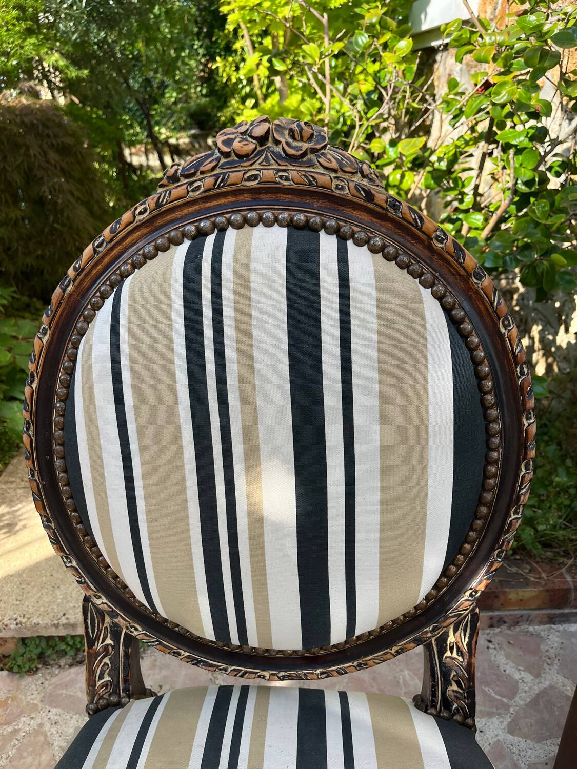 Louis XV medallion chair