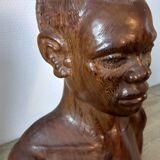 Ancien buste en bois africain
