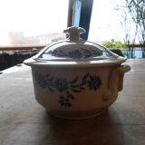 Saint Uze ceramic pot