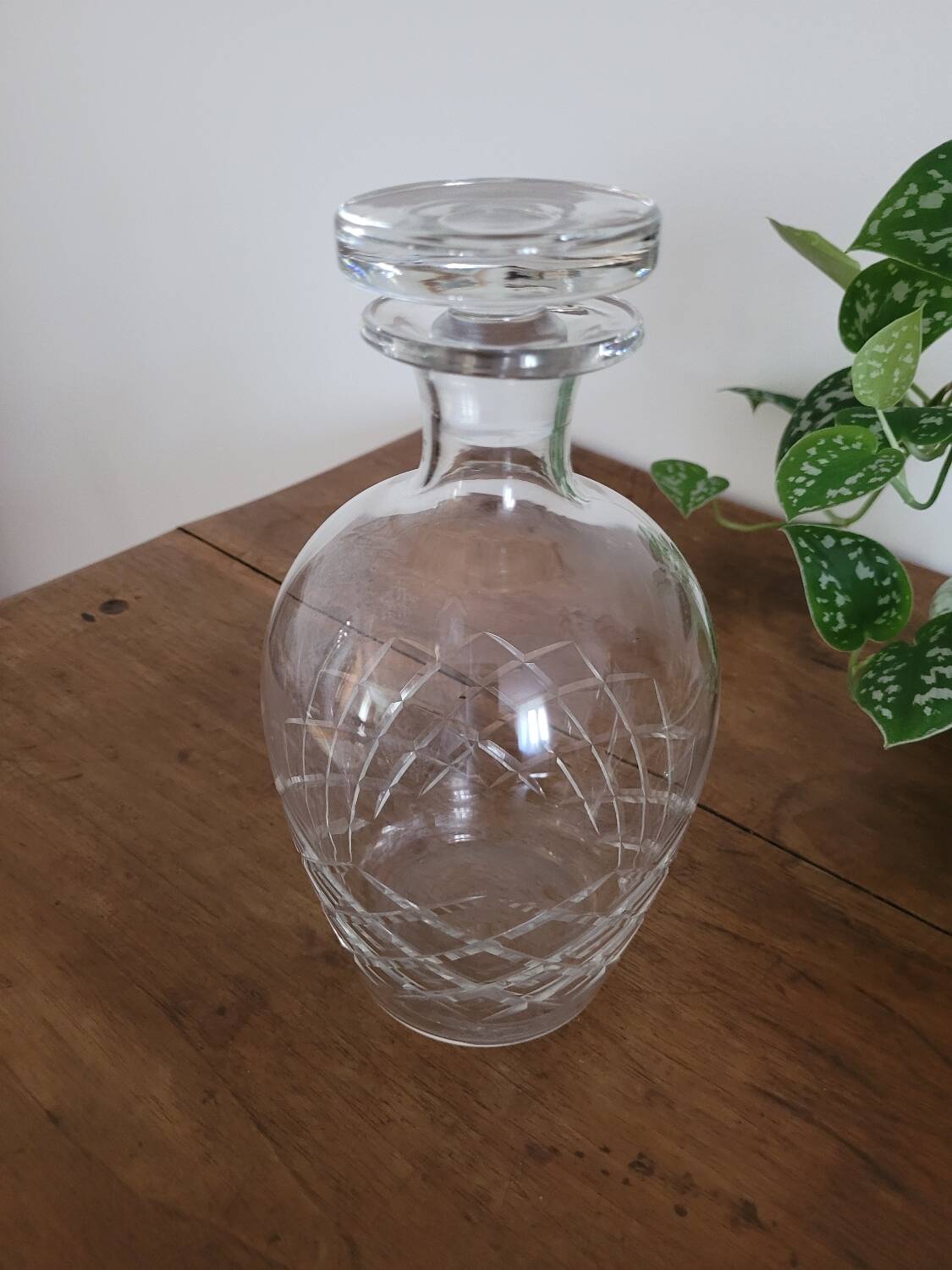 Carafe No. 2 in chiseled crystal