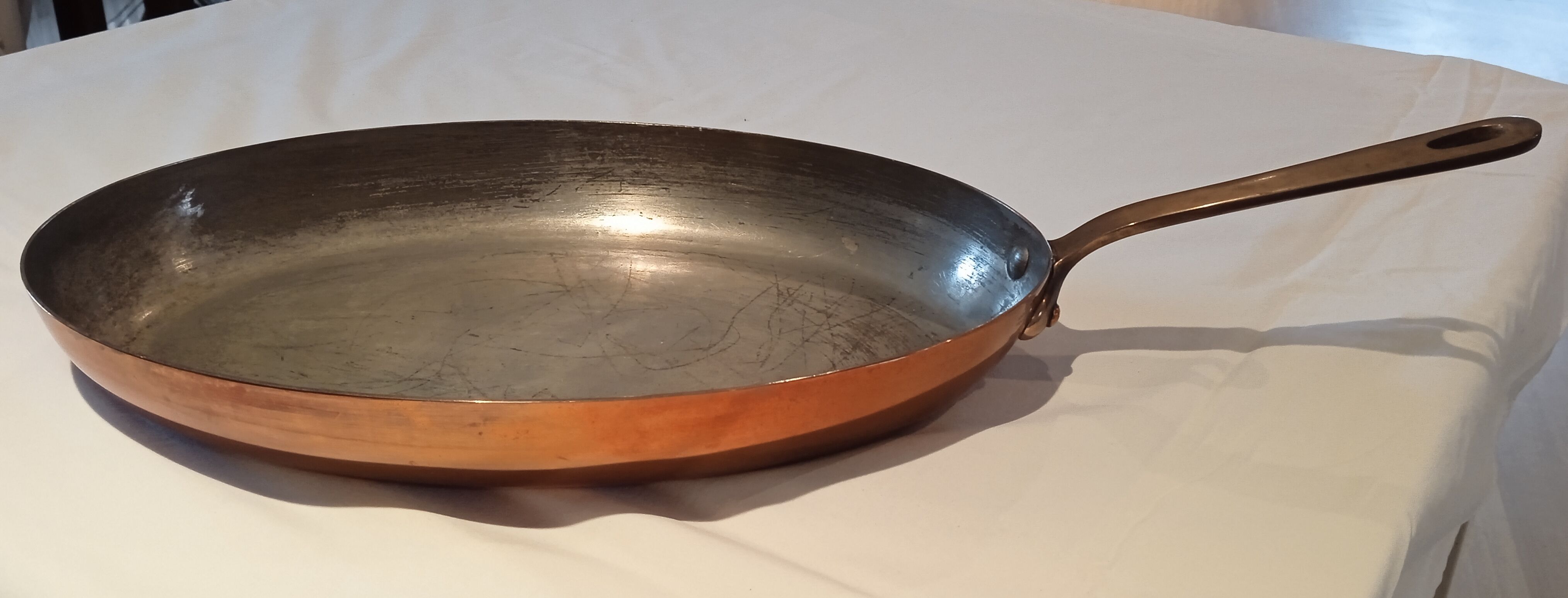 Copper fish pan