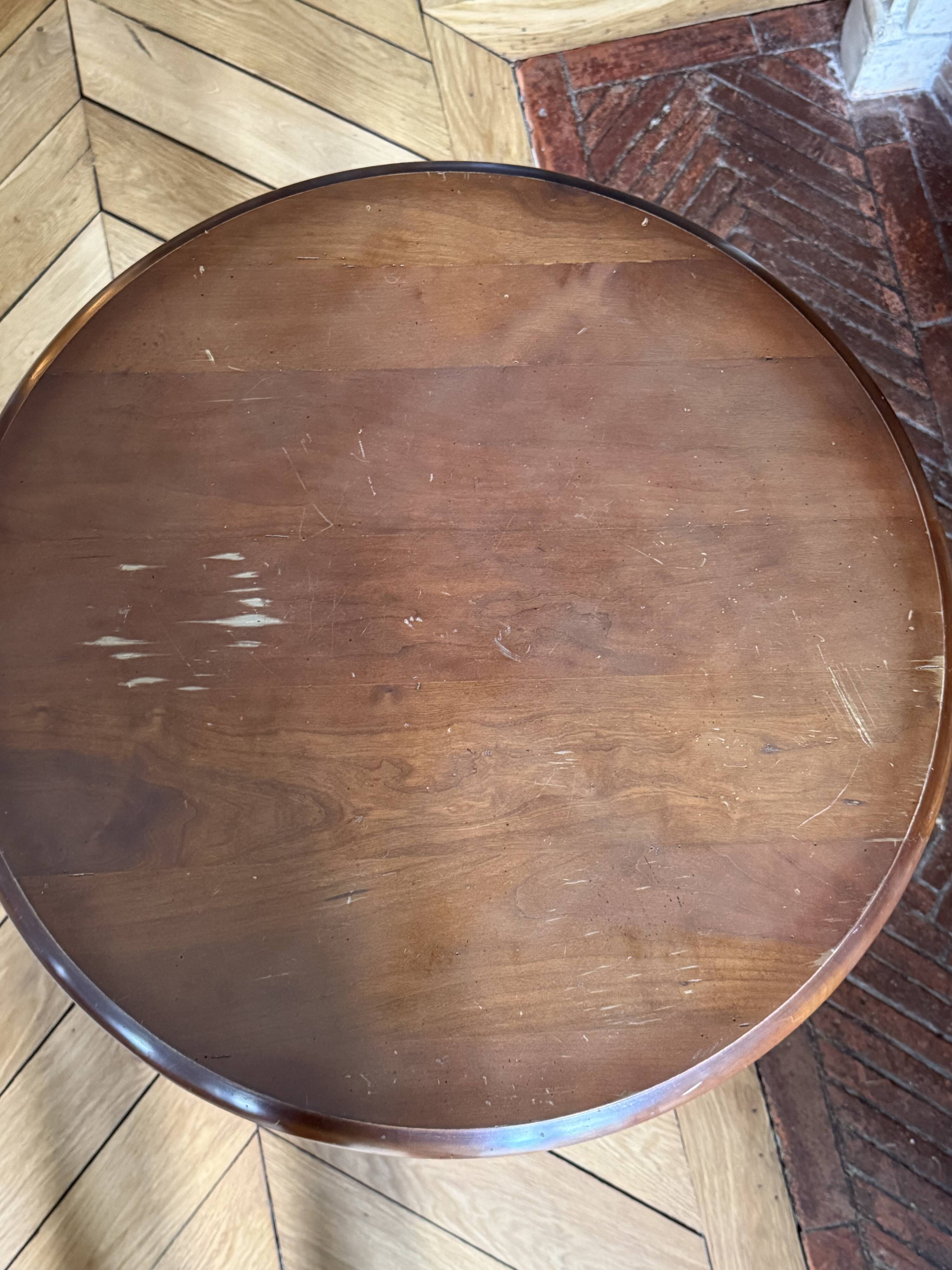 Table d’appoint vintage en bois