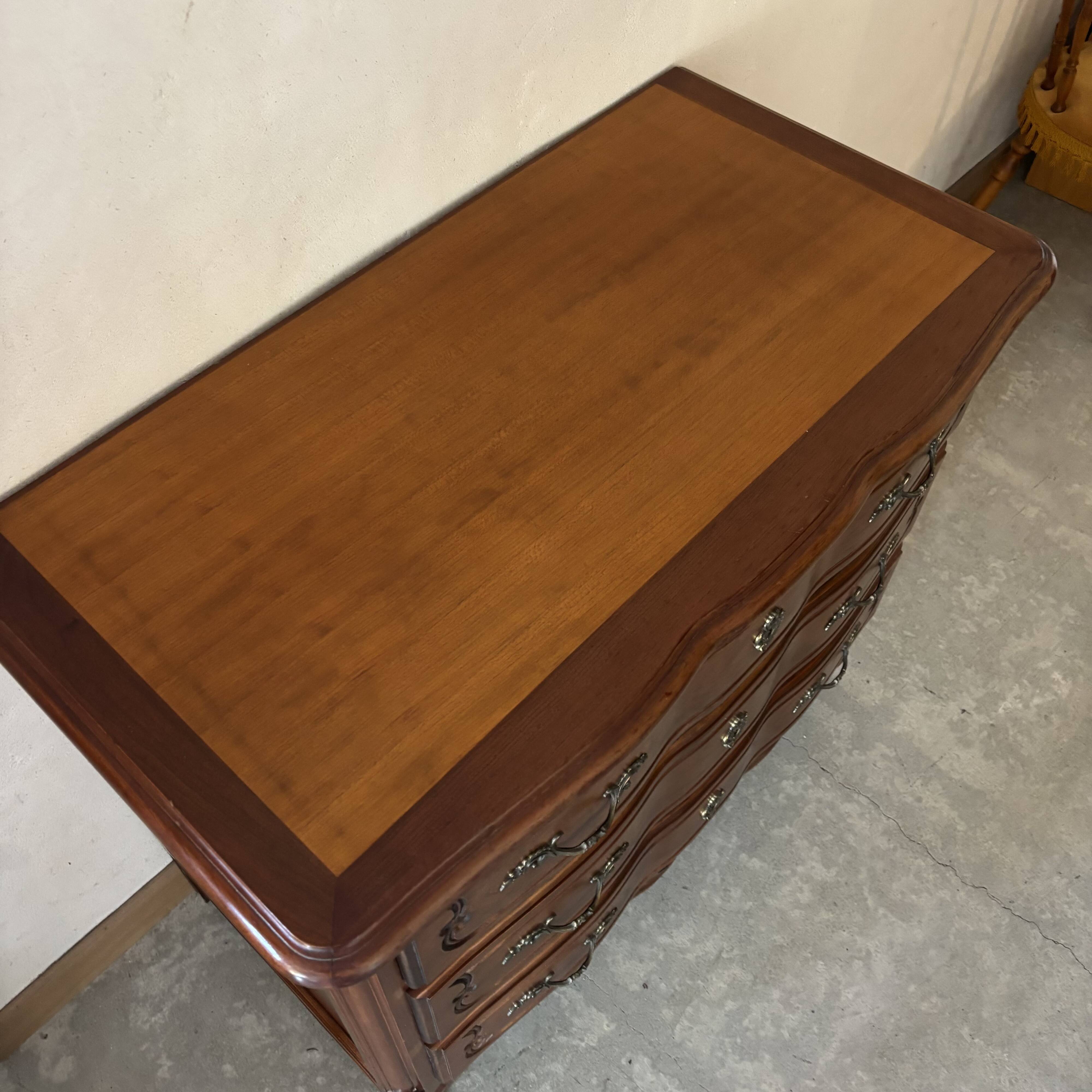Cherrywood chest of drawers