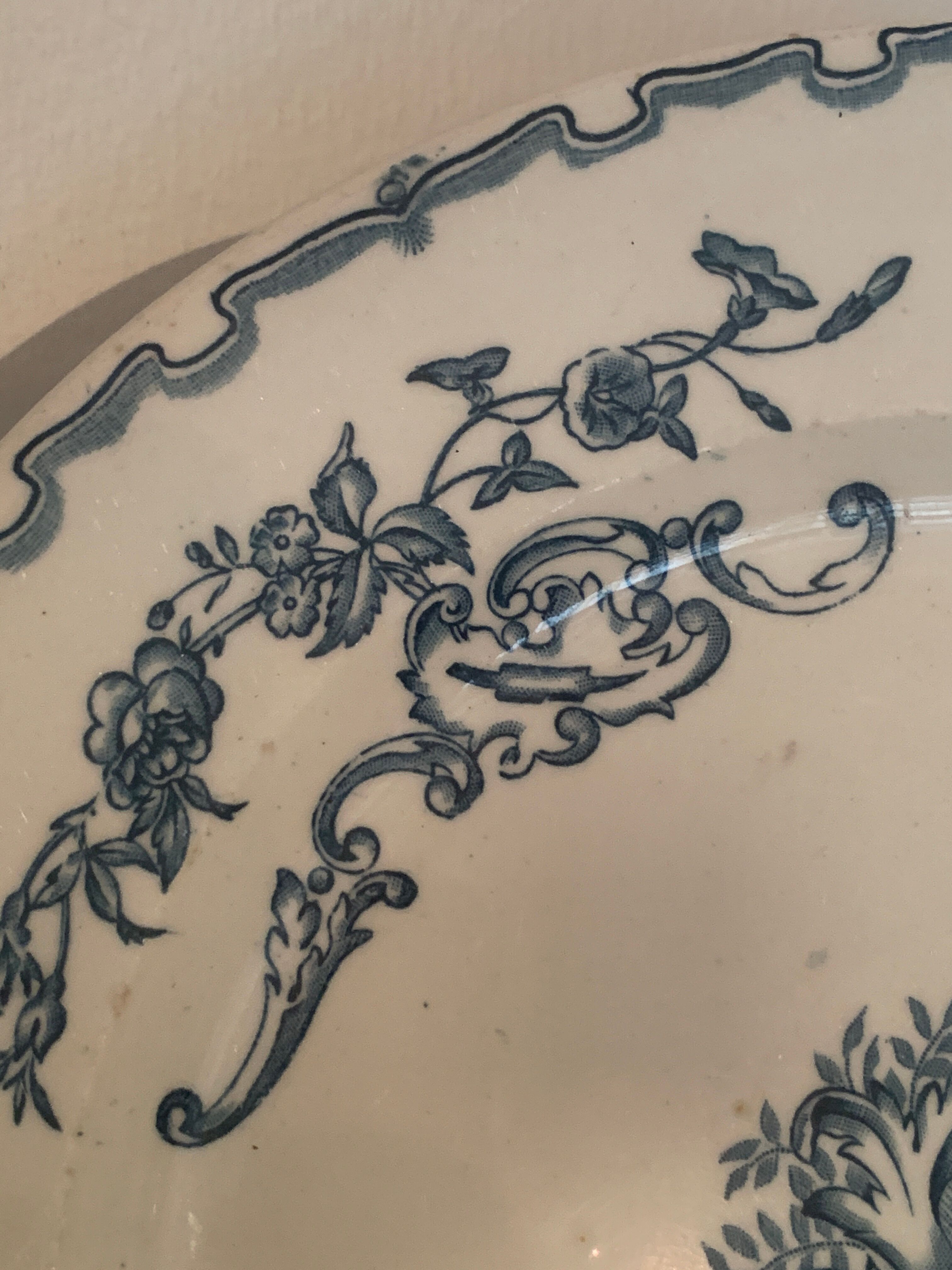 Flat plates faience