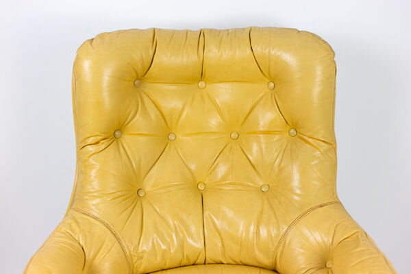 fauteuil Karaté En Fibre De Verre Et cuir, Michel Cadestin, Années 1970