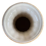 Vase with flowery decorations