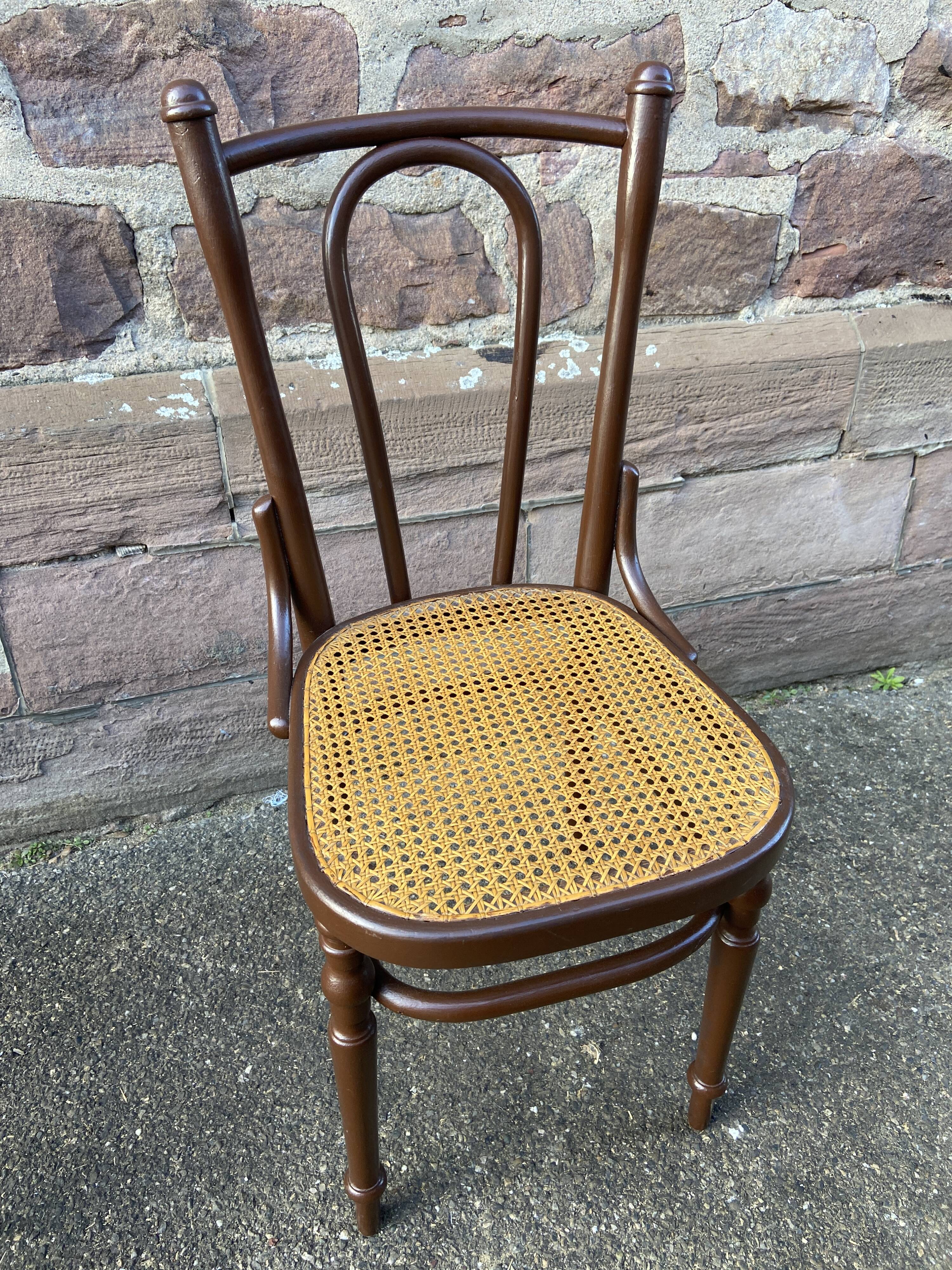Pair of Viennese bistro chairs Fischel Nr 56 bentwood