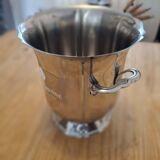 Elegant stainless steel champagne bucket signed by Guy Degrenne, made in France.