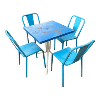 Set of 4 Tolix bistro chairs & table