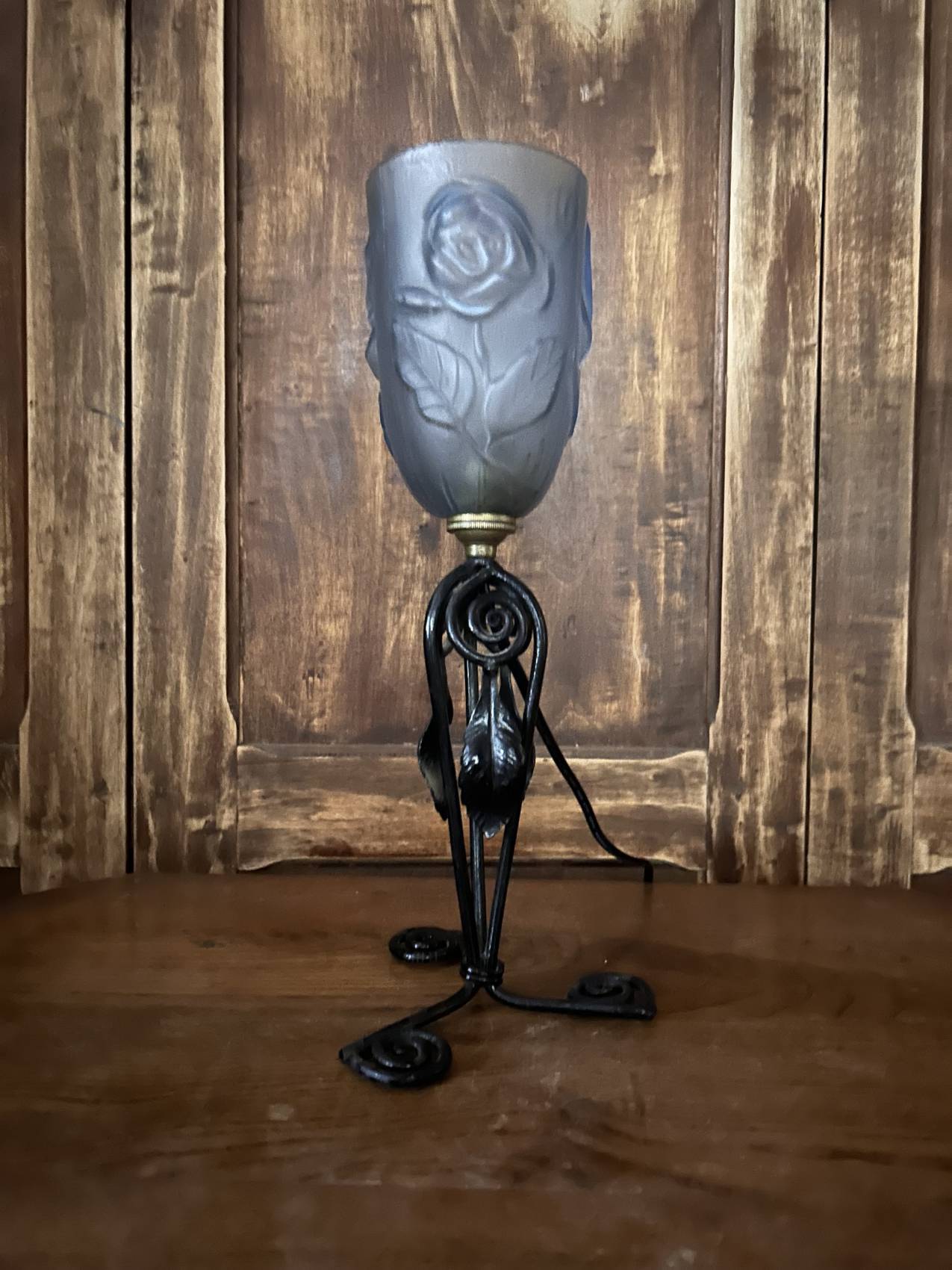 Art Deco lamp in blue glass paste with rose decoration – poetic rarity