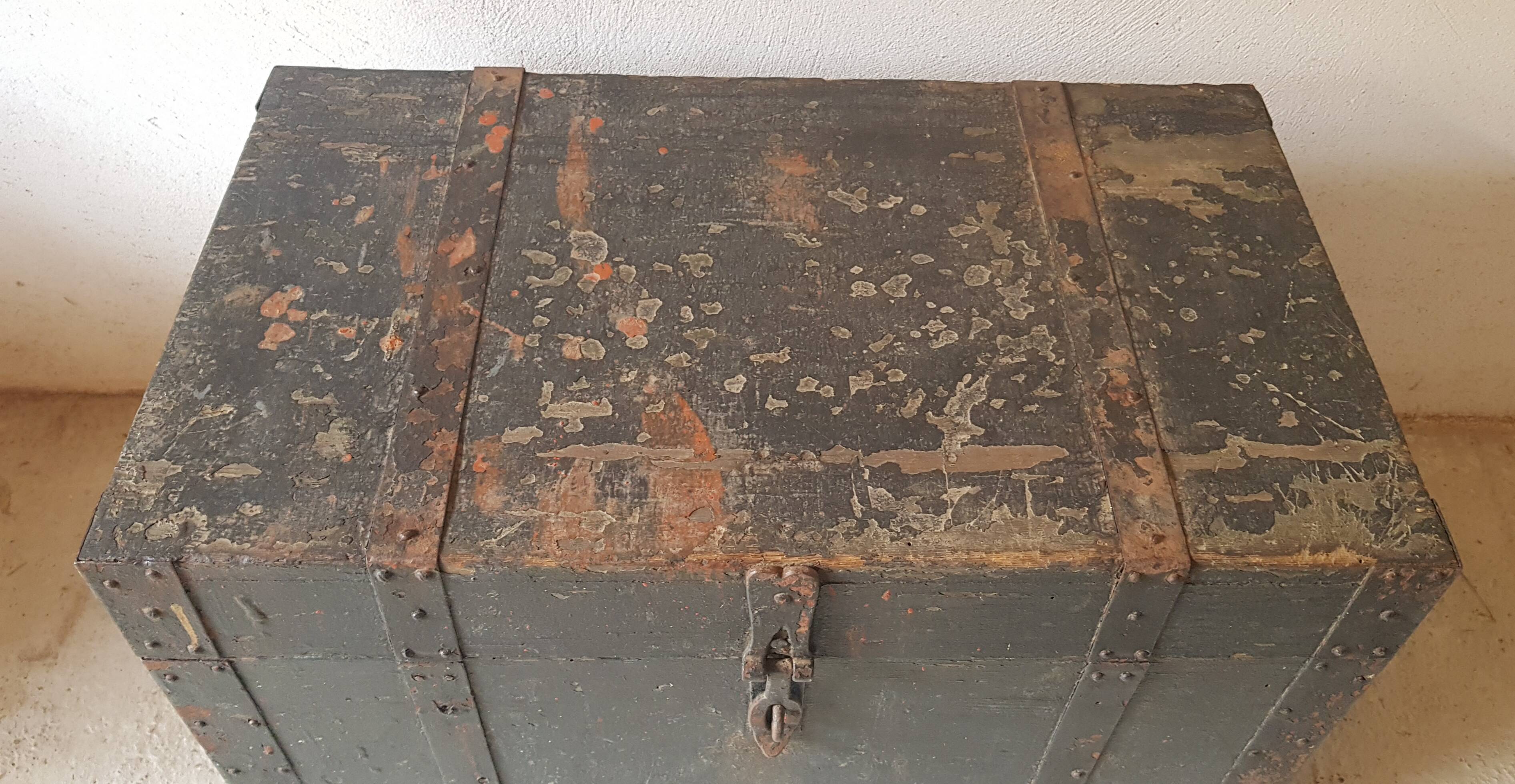 Malle en bois