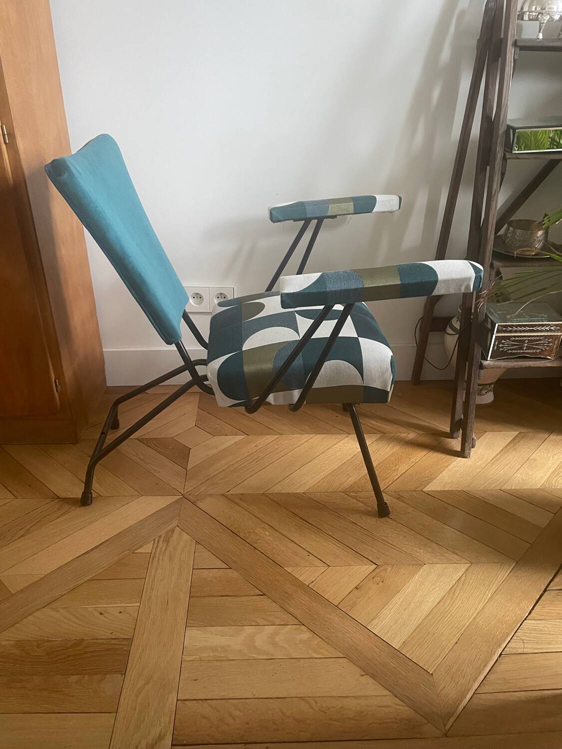 Vintage hairdresser chair