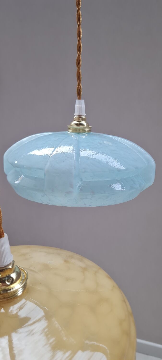 Clichy glass triptych suspension