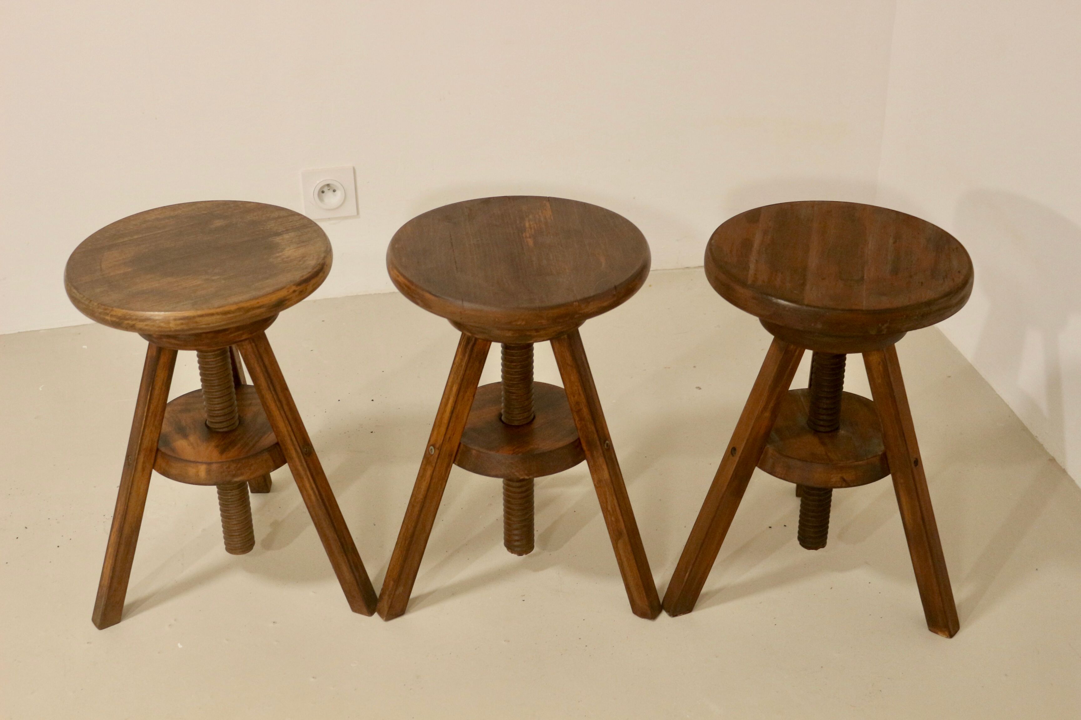 Set of 3 carpenter's screw stools