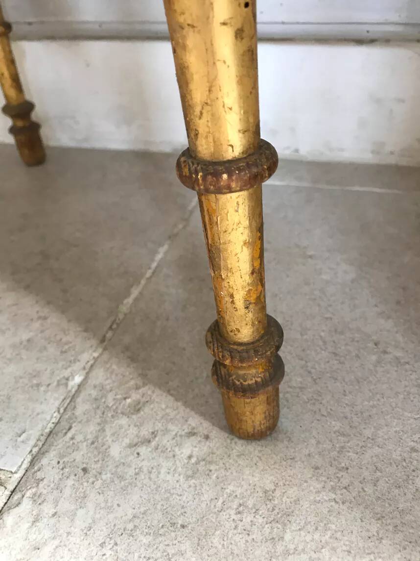 Old pair of theater chairs