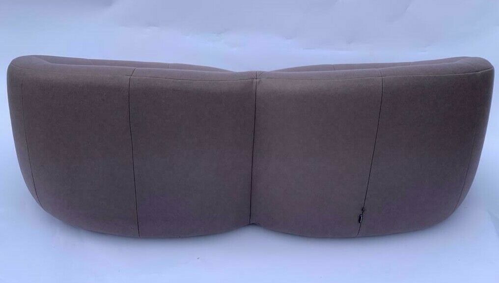 Pumpkin sofa by Pierre Paulin for Ligne Roset 2008