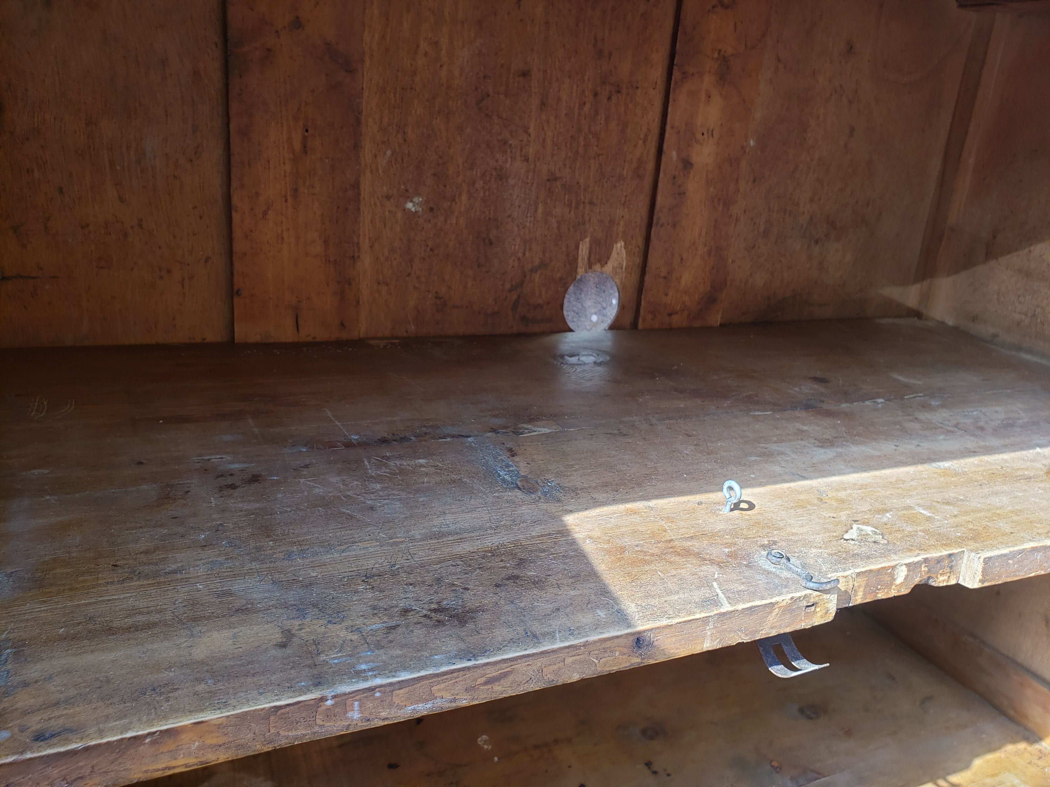 Slate and raw Parisian buffet