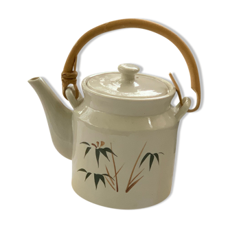 Asian style teapot with bamboo handle