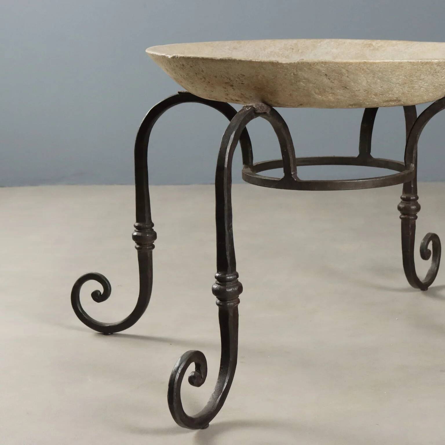 Table ancienne en fer forgé et marbre, Italie, début XXe siècle
