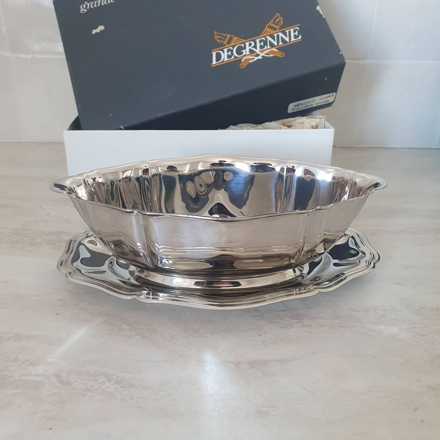 Guy Degrenne 18/10 stainless steel sauceboat, Régence collection