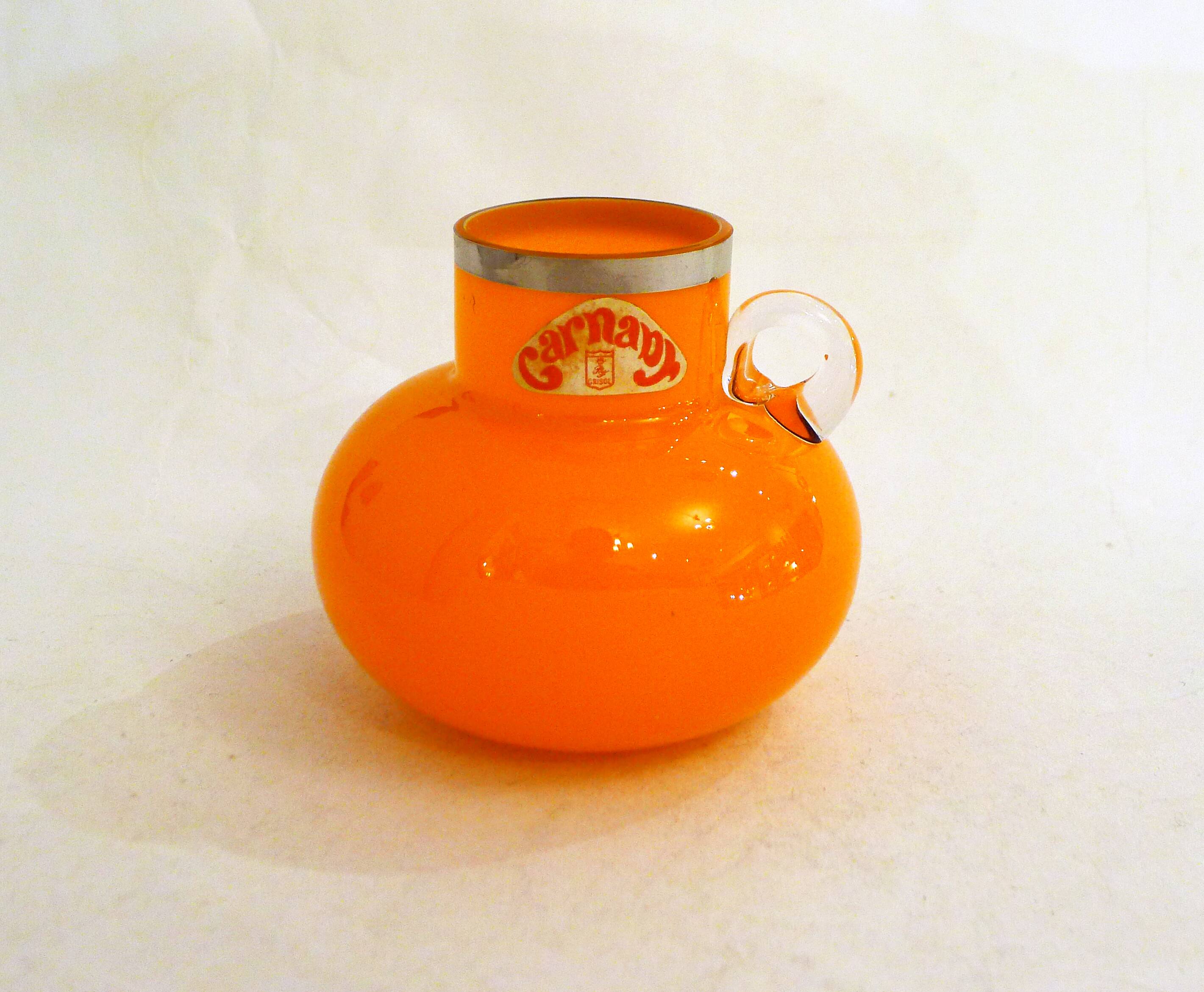 Petit vase opalin orange vintage Carnaby 1960'
