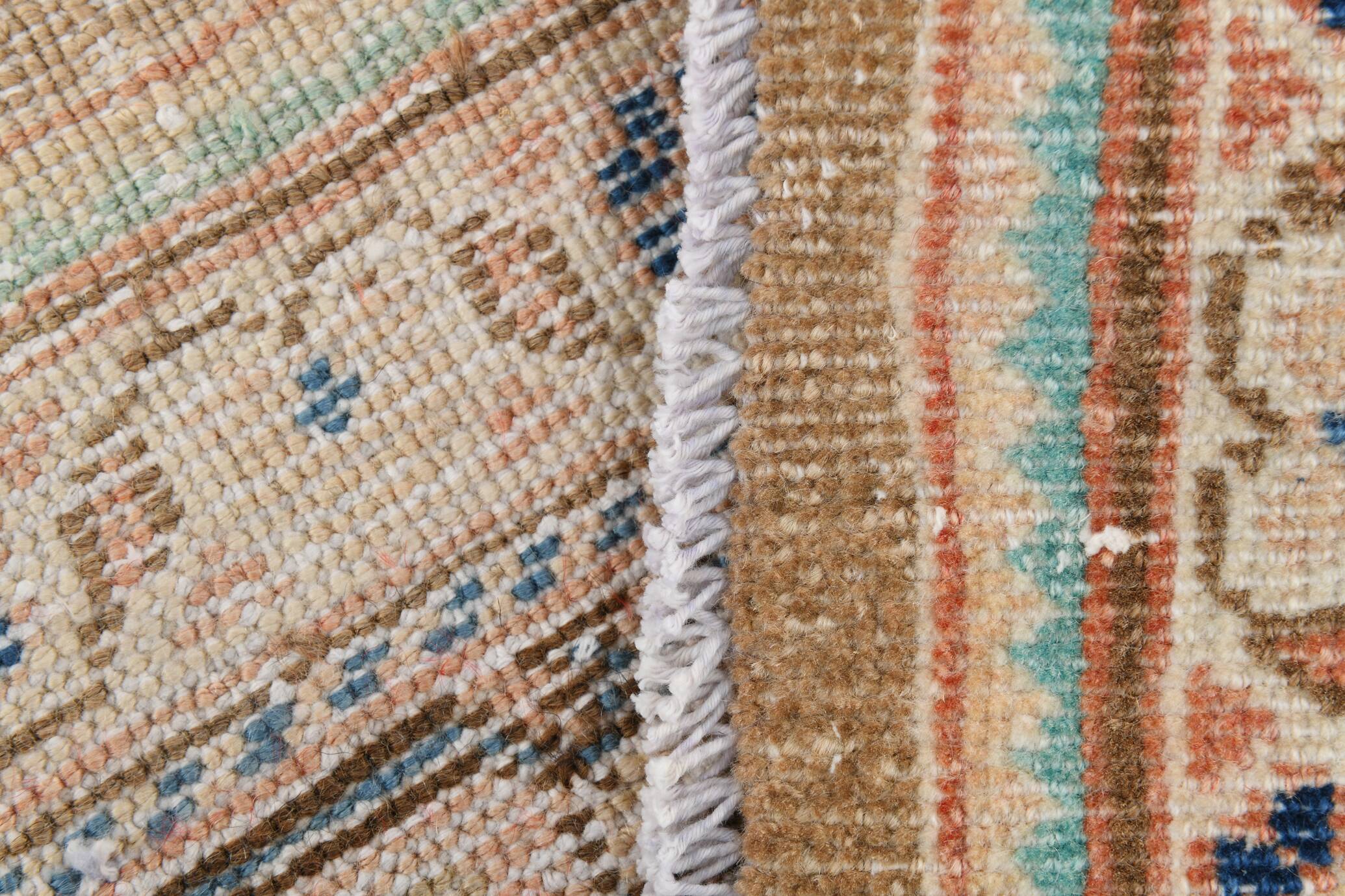 Tapis persan oversize Earthly & Blue. 301x373 cm