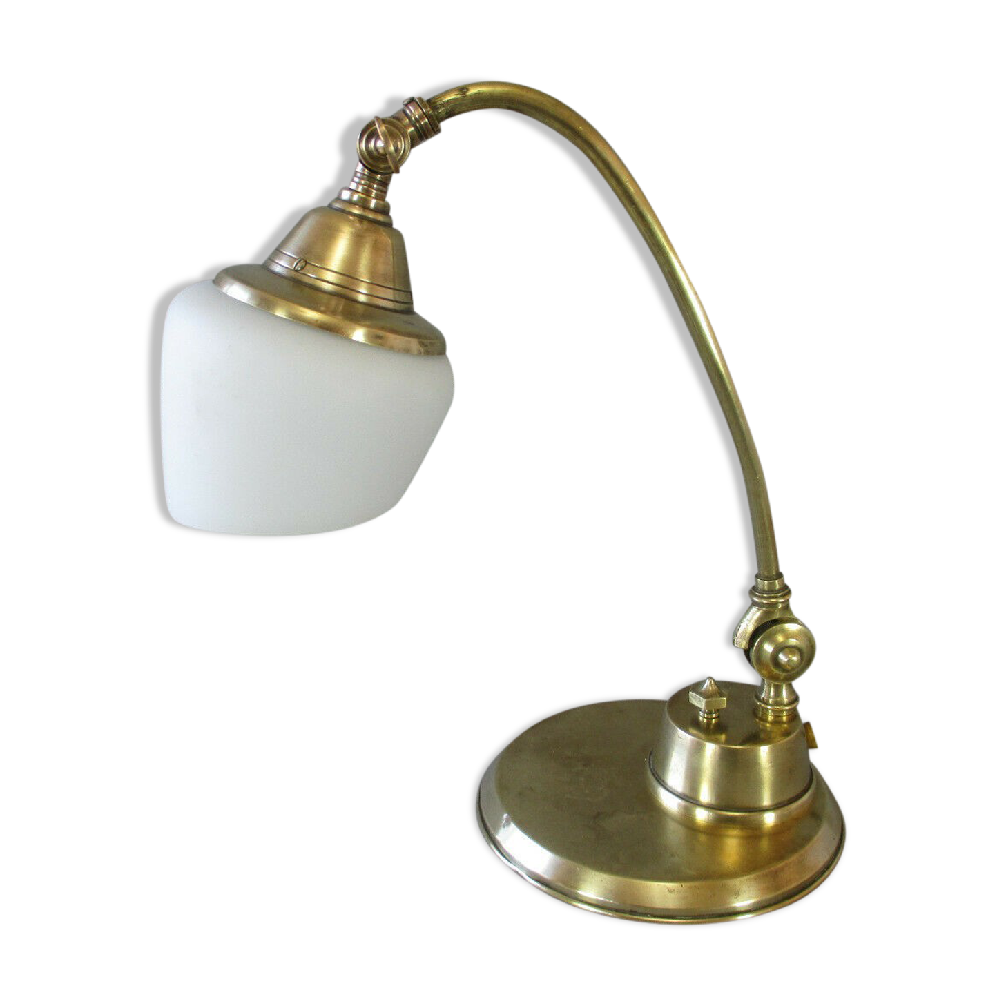 Old desk lamp brass tulip opaline