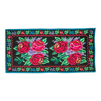 Moldavian carpet with roses made by hand colorful design