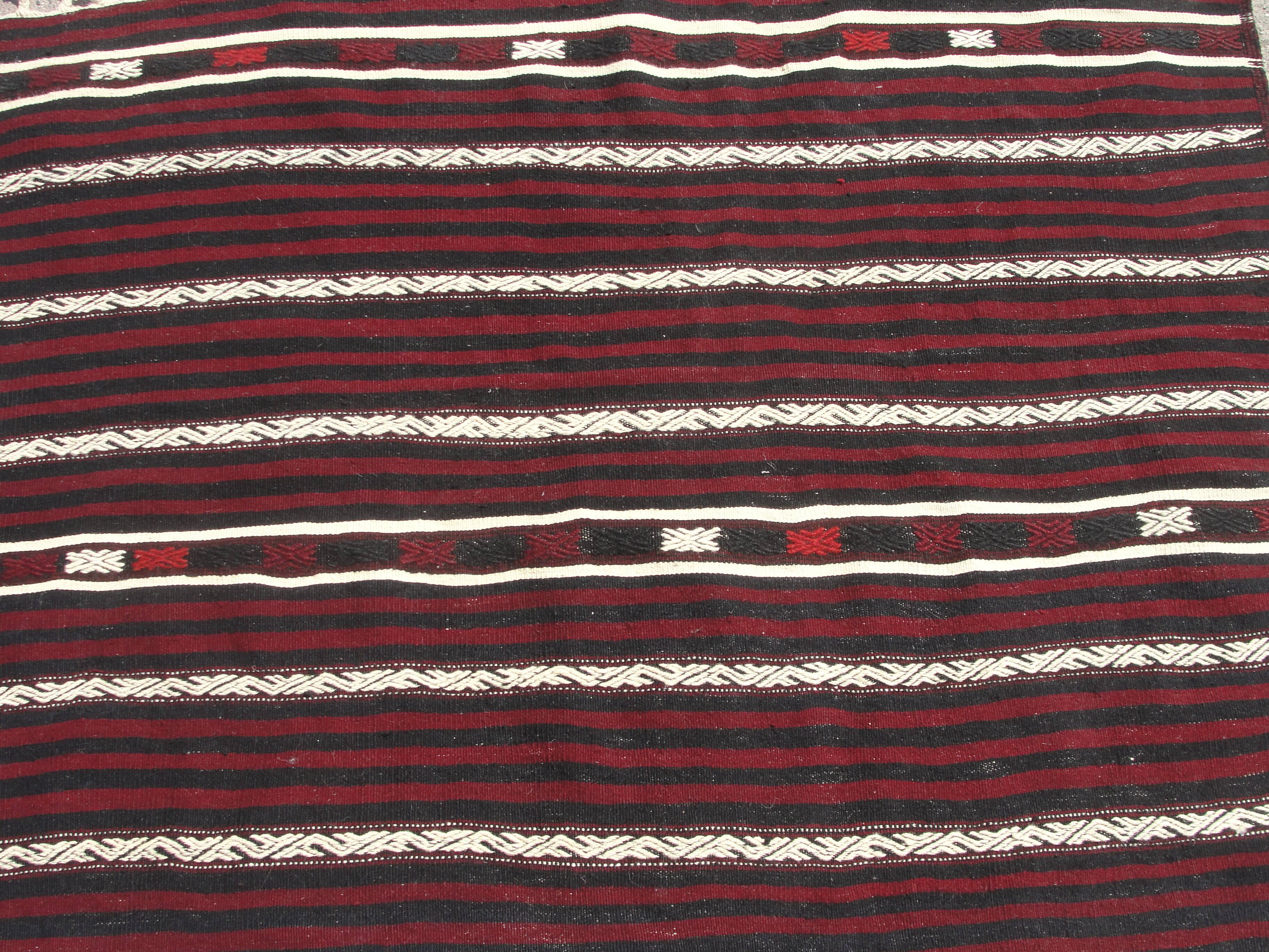 area kilim rug