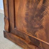 Victorian library with 8 doors, 19th century in mahogany.