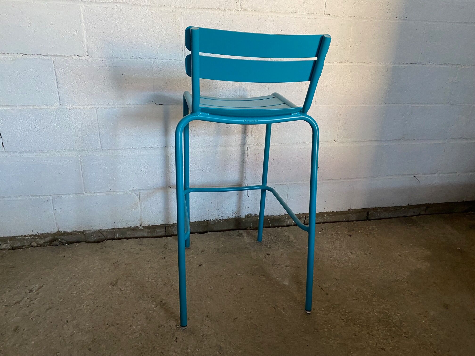 Tabouret de bar Luxembourg Fermob bleu empilable