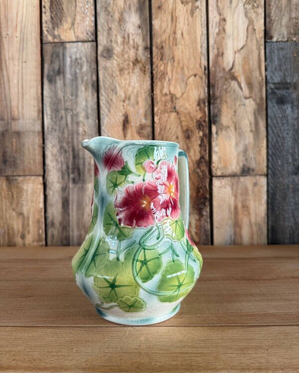 Pichet en barbotine Saint Clément