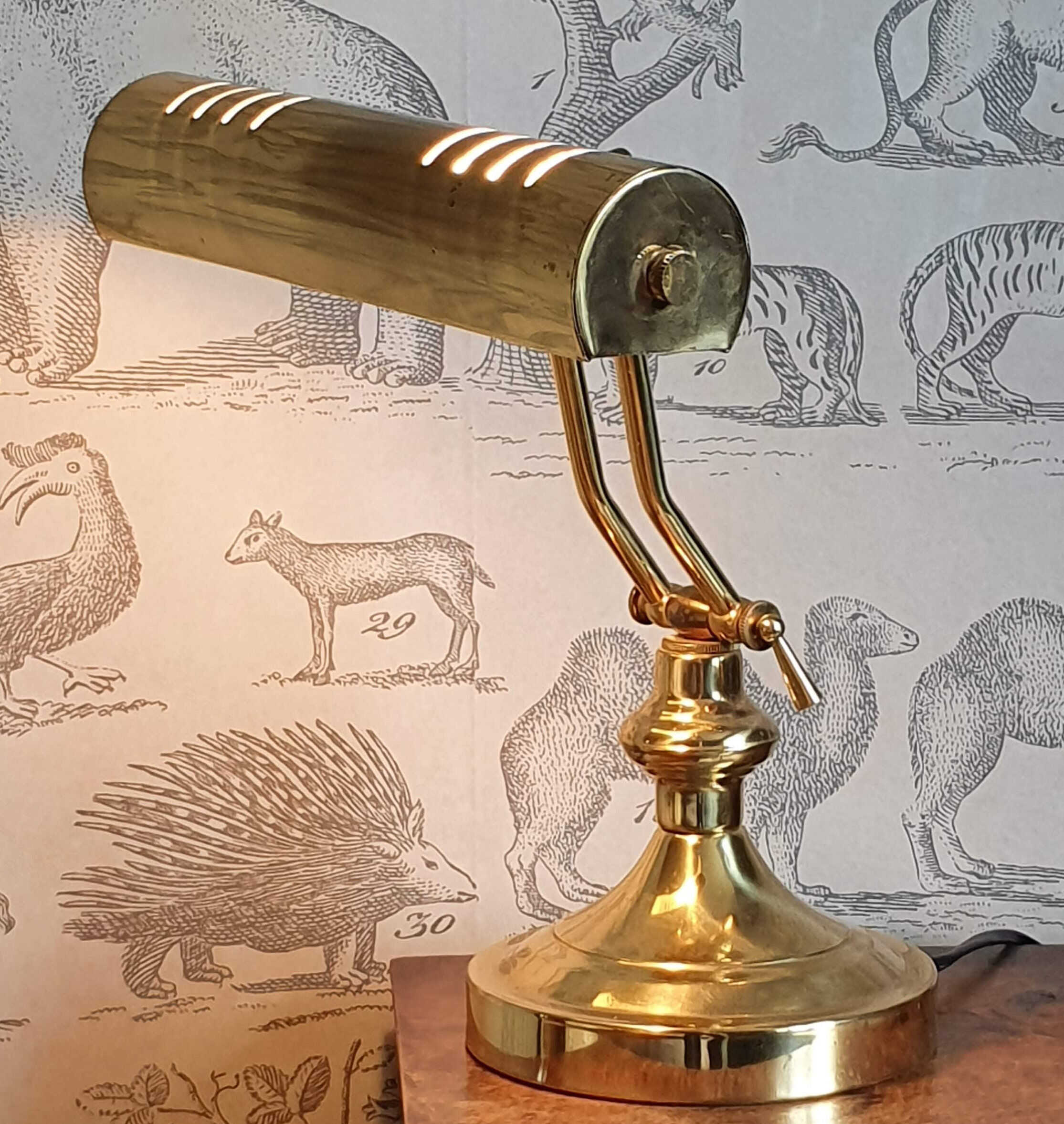 Notary or banker's lamp in brass