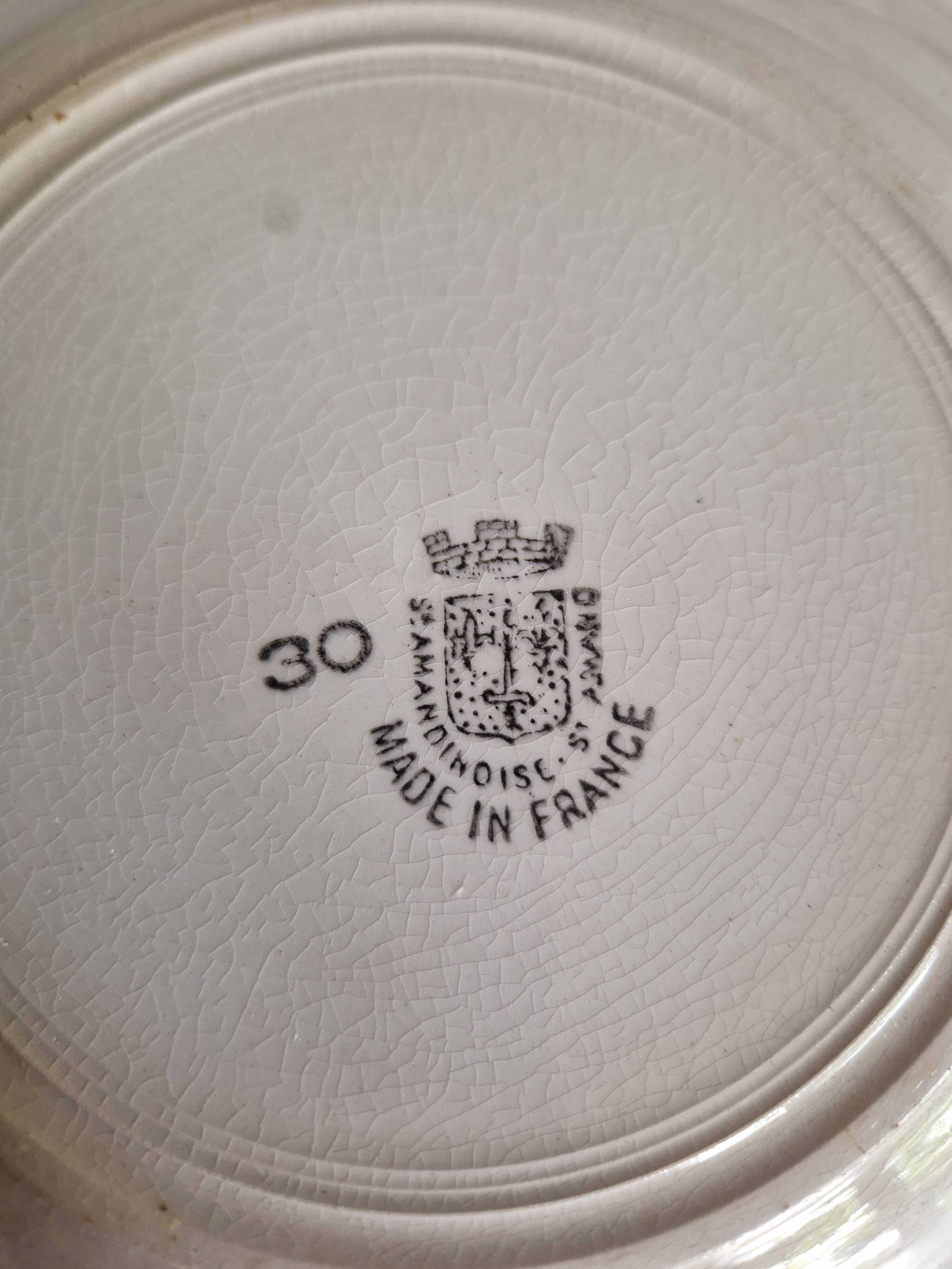 Set of 7 Saint Amandinoise Dessert Plates