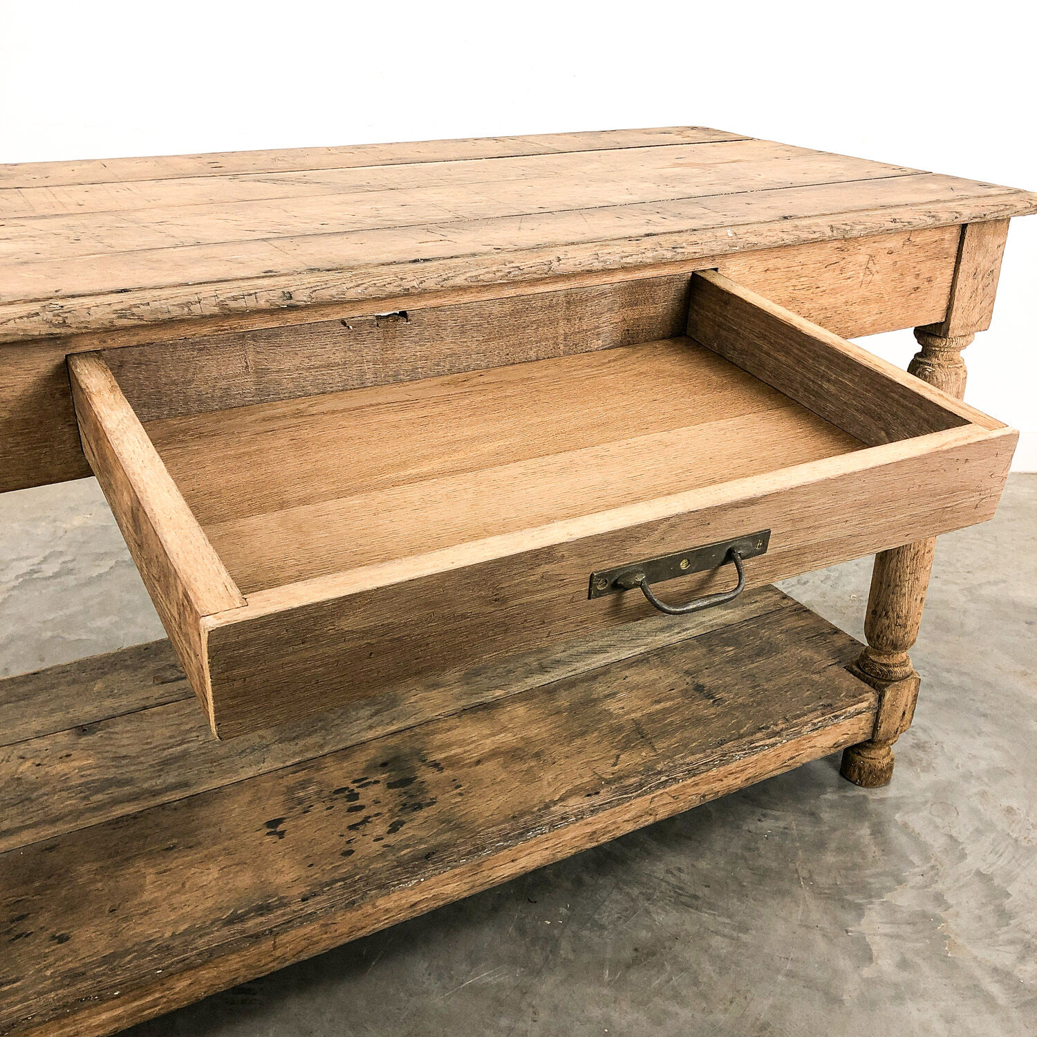 Antique bleeched oak drapers table 19th century