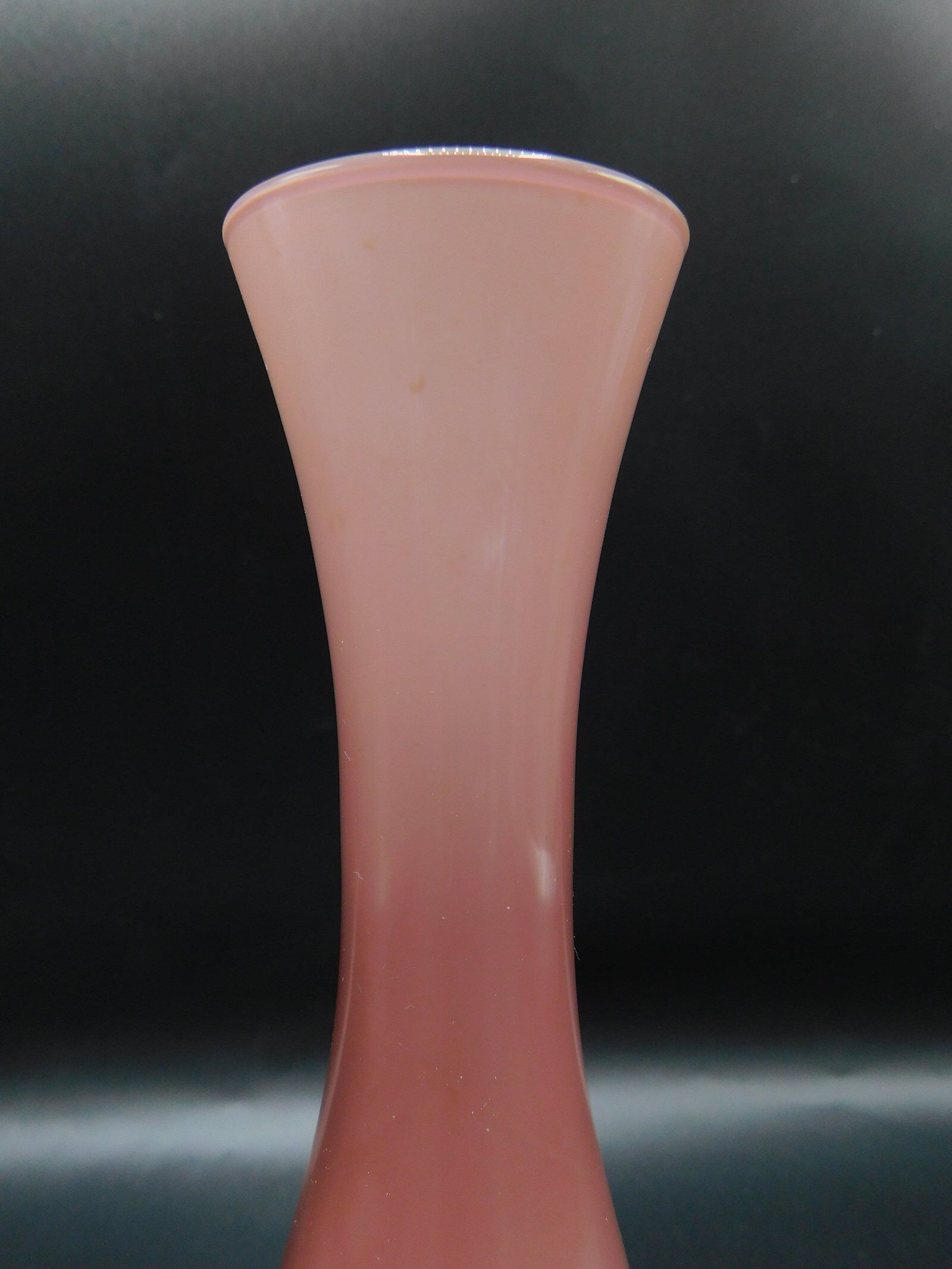 Violin opalin glass vase